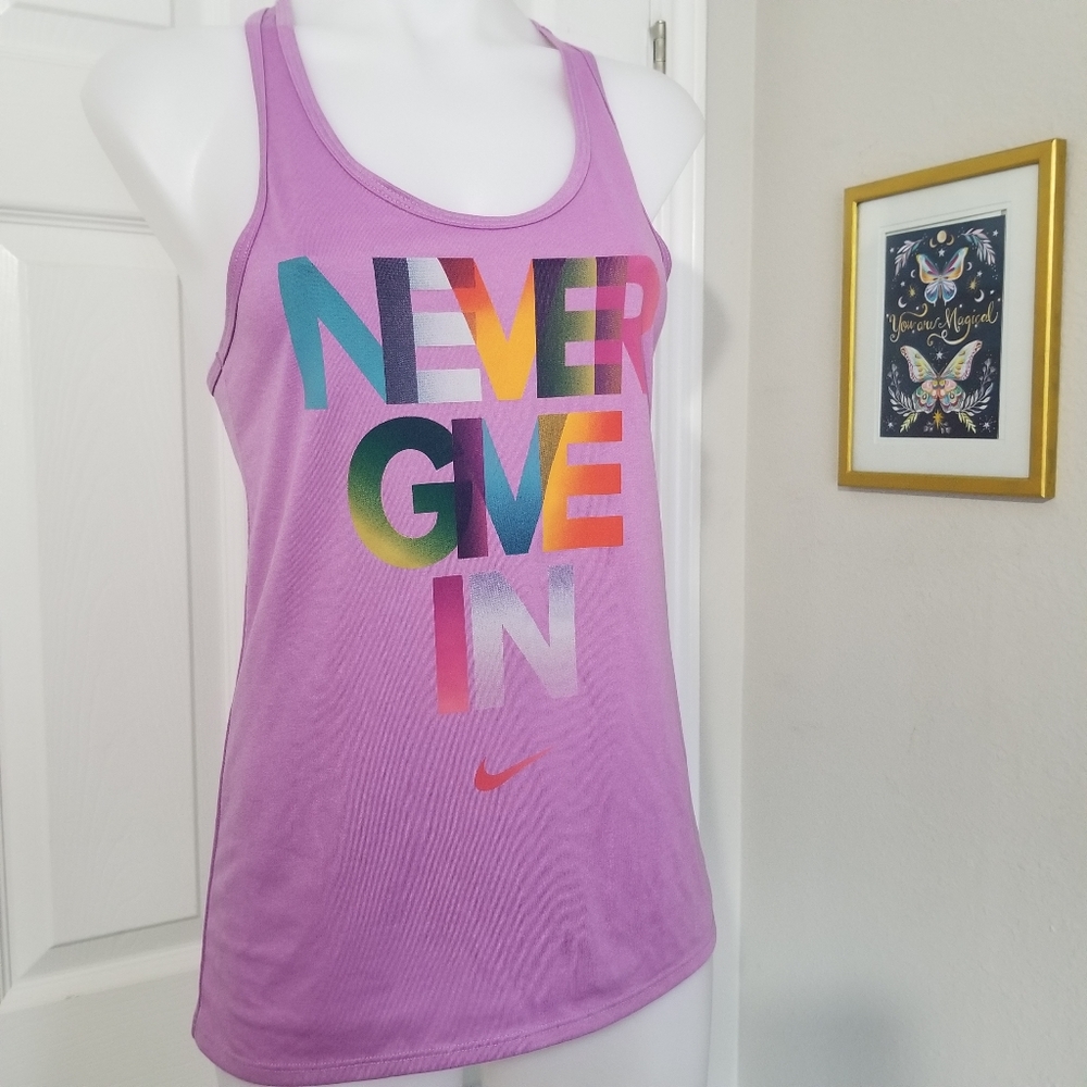 2/$28 Nike 'Never Give In' Tank Top Athletic Cut S EUC